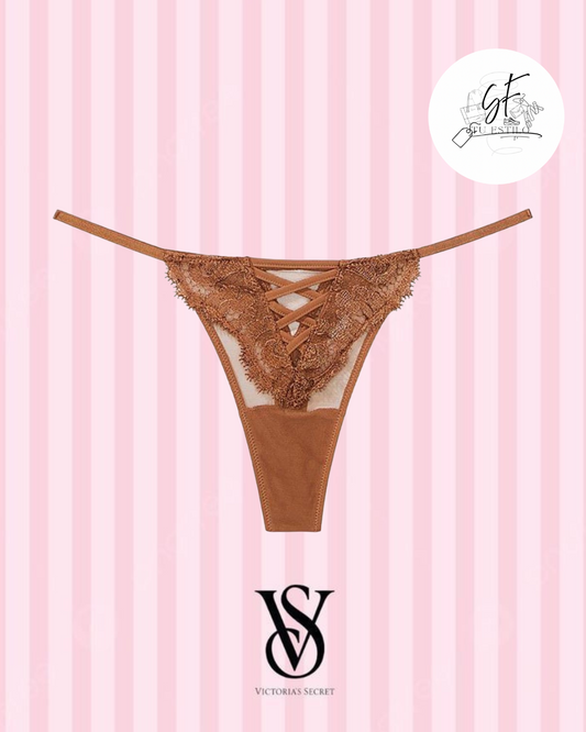 Panty Tanga con Bordado Floral Boho