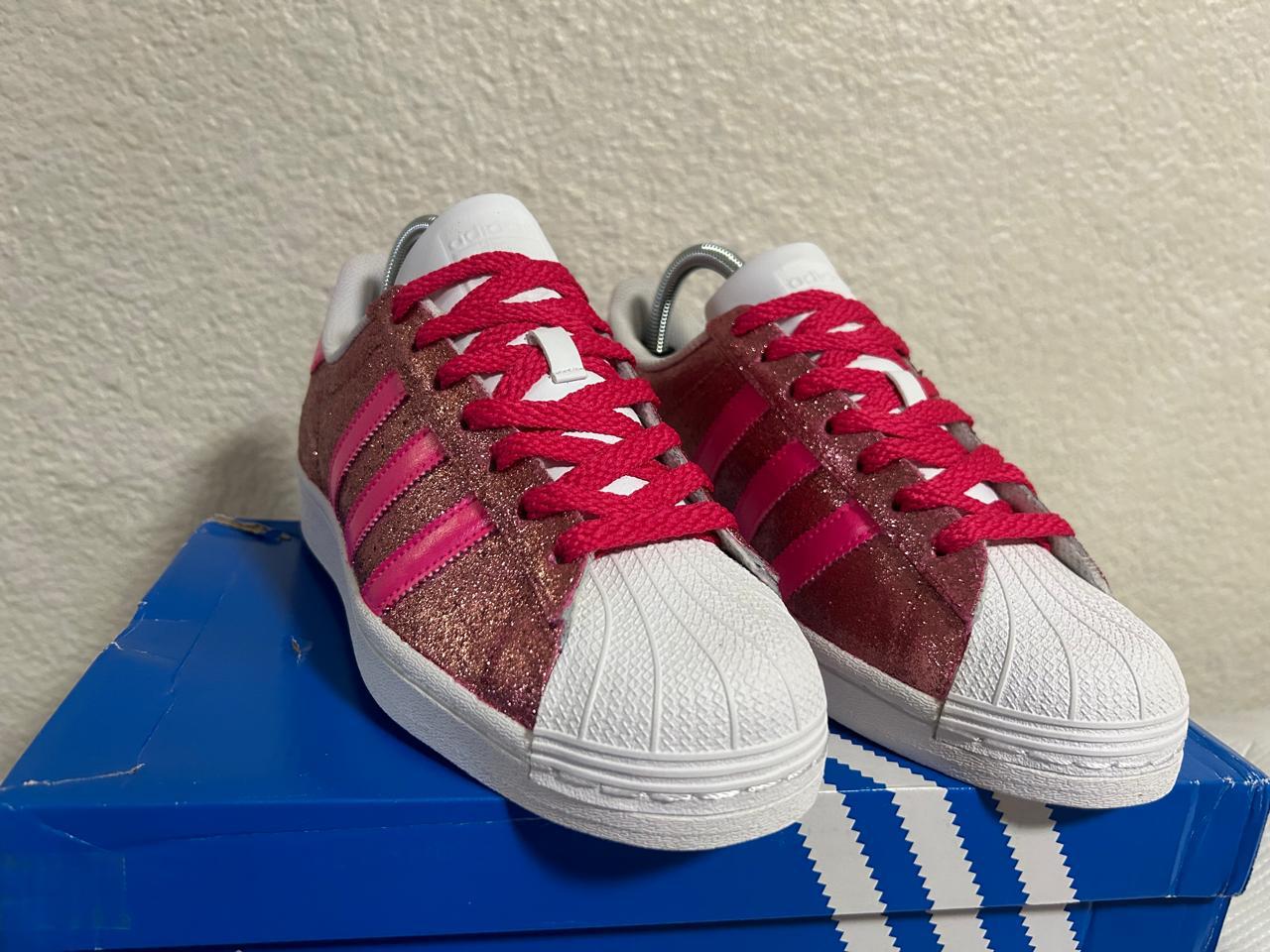 Tenis Adidas.